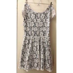 ⚡️SALE⚡️Vanity dress size M